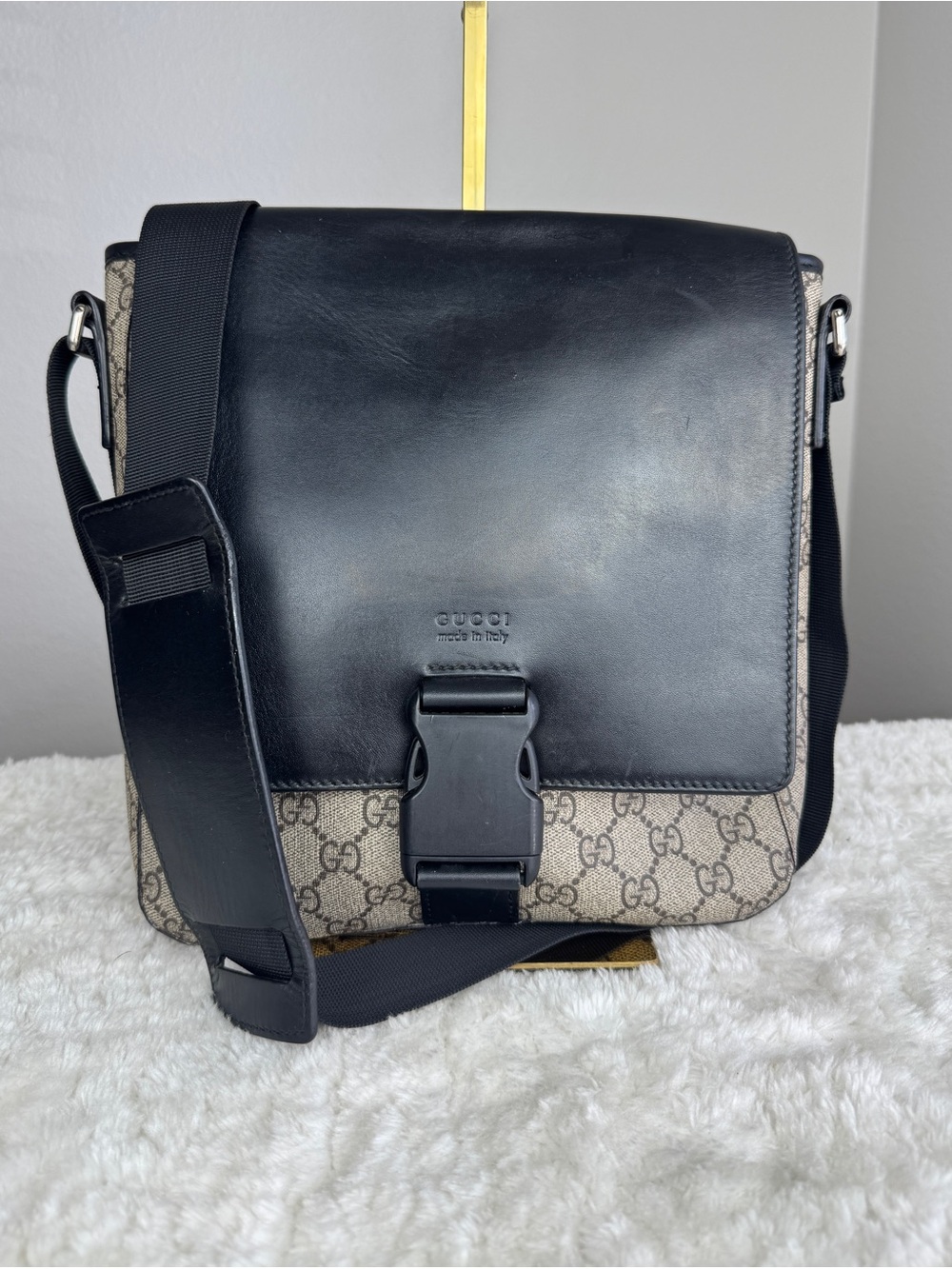 Gucci Black Leather & Beige GG Canvas Crossbody Messenger Bag